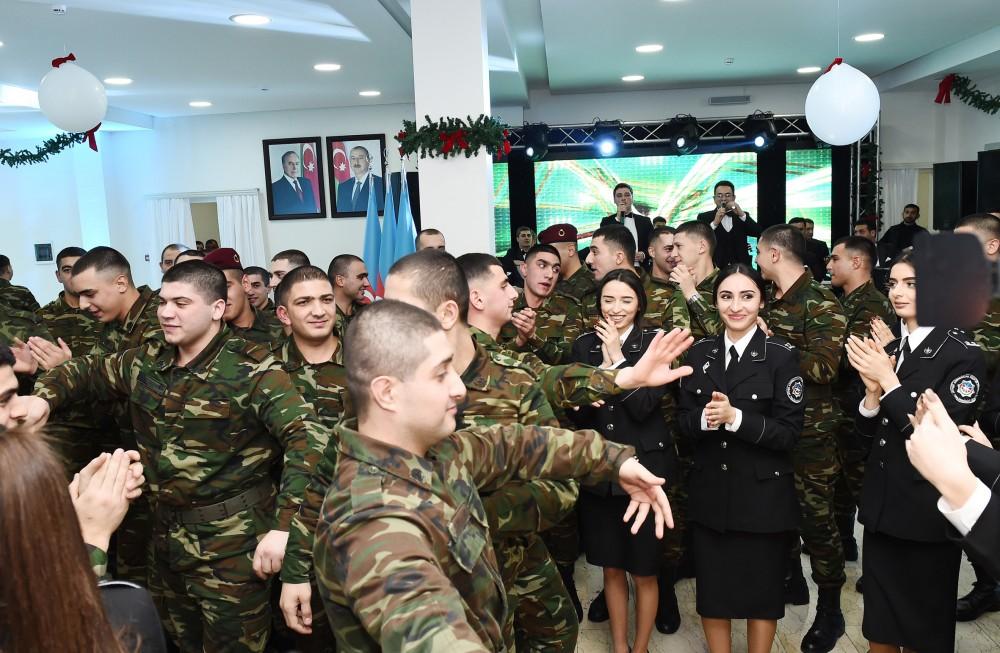 Birinci-vitse prezident Mehriban Əliyeva DTX-nin hərbi hissəsində keçirilən bayram tədbirində iştirak edib (FOTO)
