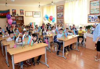В Азербайджане изменена дата выбора учителя в рамках приема детей в I класс русского сектора