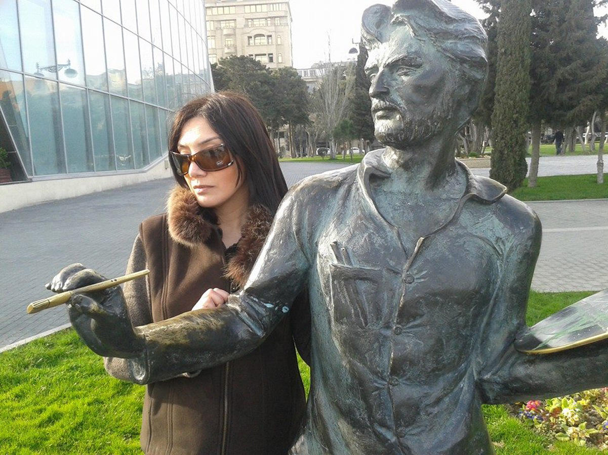 Скончалась азербайджанская телеведущая Джейран Нариман (ФОТО)