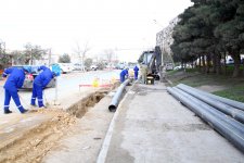 ПО «Азеригаз» почти завершило прокладку труб на газопроводах в бакинском поселке (ФОТО)