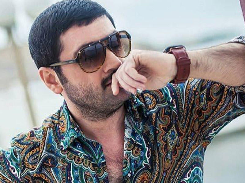Азербайджанский певец посвятил композицию Международному дню "спасибо" (АУДИО)