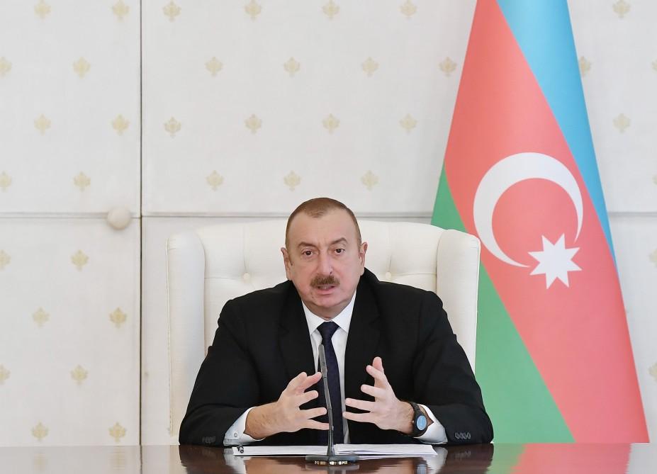 Azerbaijani president chairs meeting of Cabinet of Ministers (PHOTO)