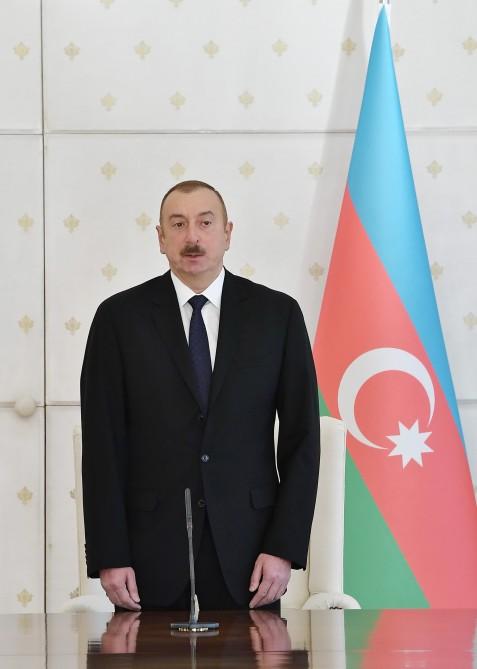 Azerbaijani president chairs meeting of Cabinet of Ministers (PHOTO)