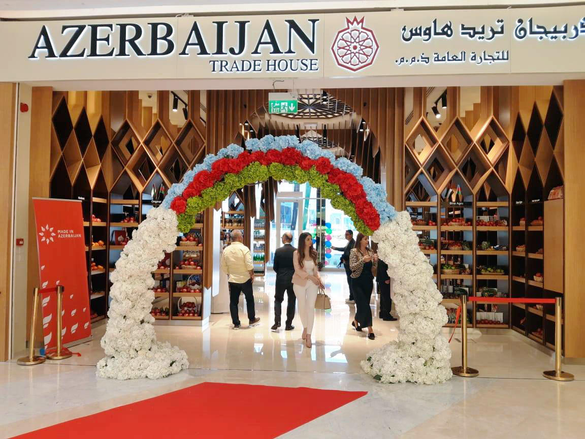 Азербайджан расширяет сеть торговых представительств за рубежом