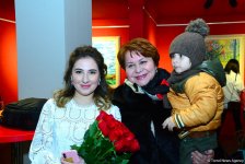 Праздник искусства: в Баку открылась выставка Фидан Алиевой "Жажда жизни" (ФОТО)