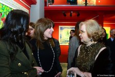 Праздник искусства: в Баку открылась выставка Фидан Алиевой "Жажда жизни" (ФОТО)
