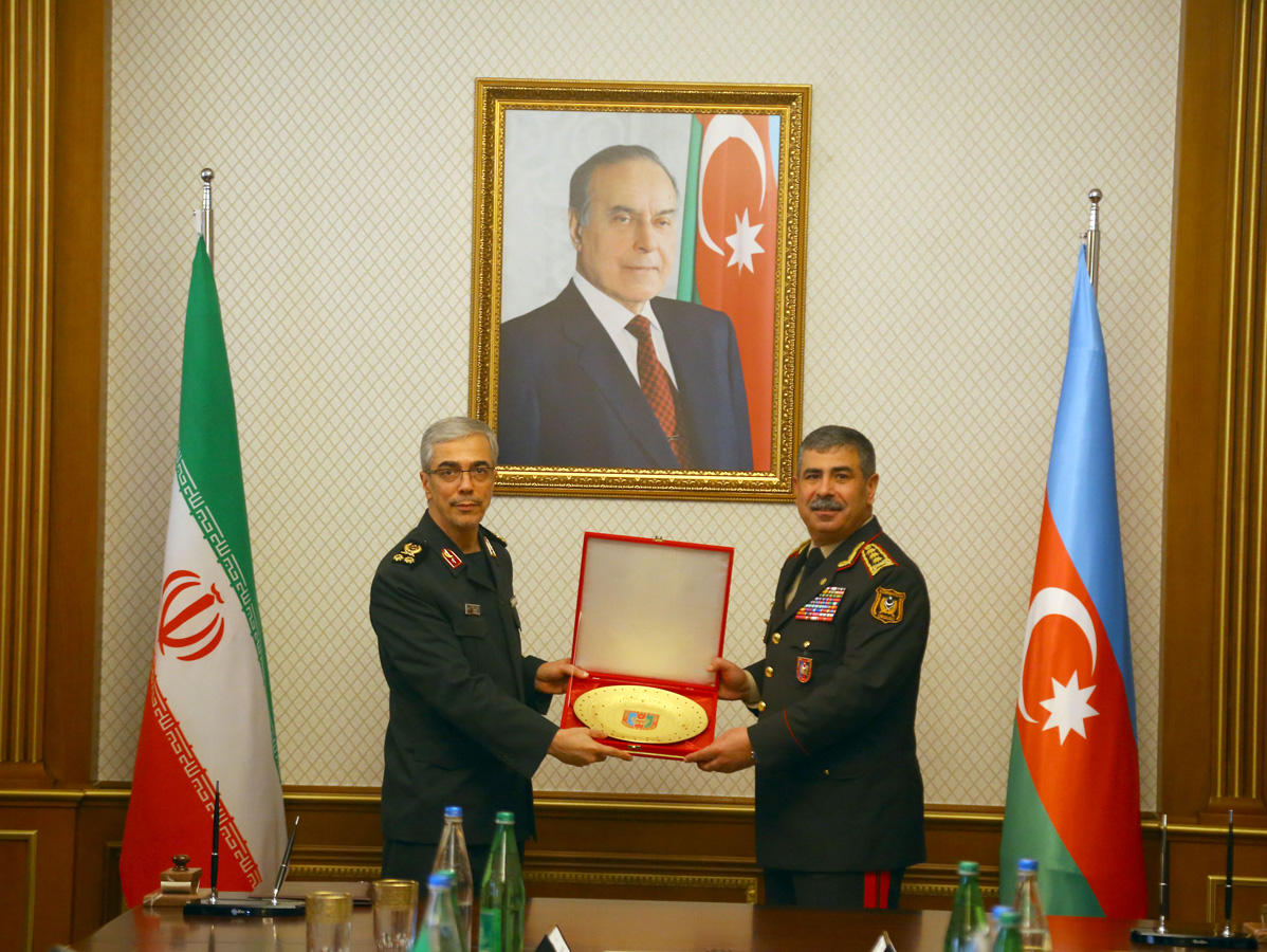Azerbaijan, Iran mull prospects for development of military co-op (PHOTO/VIDEO)