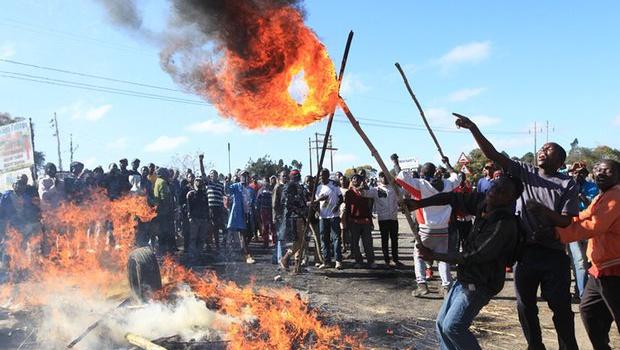 Reuters: В ходе протестов в Зимбабве огнестрельные ранения получили около 70 человек