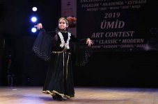 Bakıda beynəlxalq incəsənət müsabiqəsi keçirilib (FOTO)