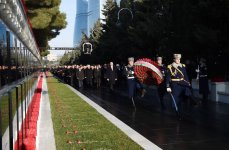 Президент Ильхам Алиев и Первая леди Мехрибан Алиева почтили светлую память шехидов 20 Января (ФОТО)