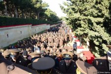 Azerbaijani public pays tribute to January 20 victims (PHOTO)