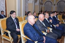 В Филармонии в Баку почтили память жертв трагедии 20 Января (ФОТО)