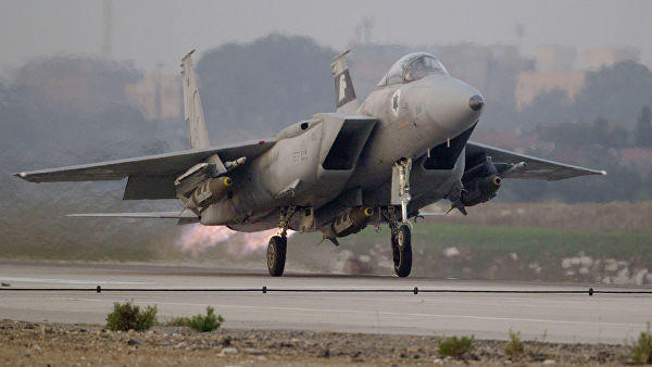 ВВС Израиля нанесли три авиаудара по территории Сирии
