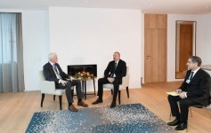 Президент Ильхам Алиев встретился с вице-президентом компании Microsoft (ФОТО) (версия 2)