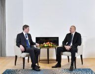 Azerbaijani president meets with Visa president in Davos (PHOTO)