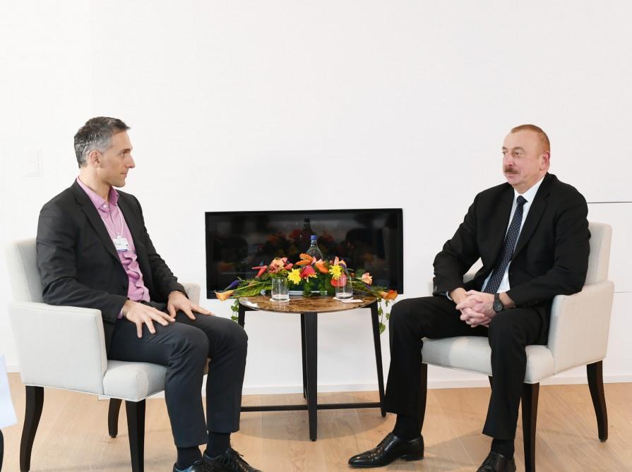 President Aliyev met with Chief Executive Officer of Signify (PHOTO)
