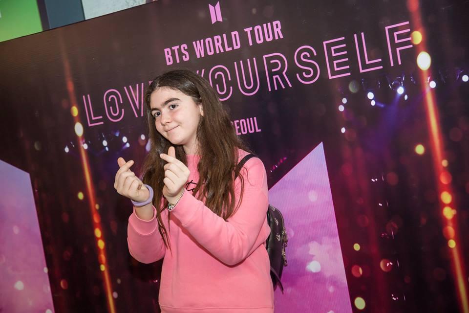 Концерт группы BTS в Сеуле вызвал ажиотаж тинейджеров в Баку (ФОТО)