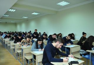 Минобразования Азербайджана: Вопросы текущего и промежуточного оценивания  студентов I-III курсов будут определять вузы
