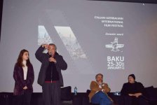 Тано Карриди из сериала "Спрут" провел мастер-класс для азербайджанцев (ФОТО)