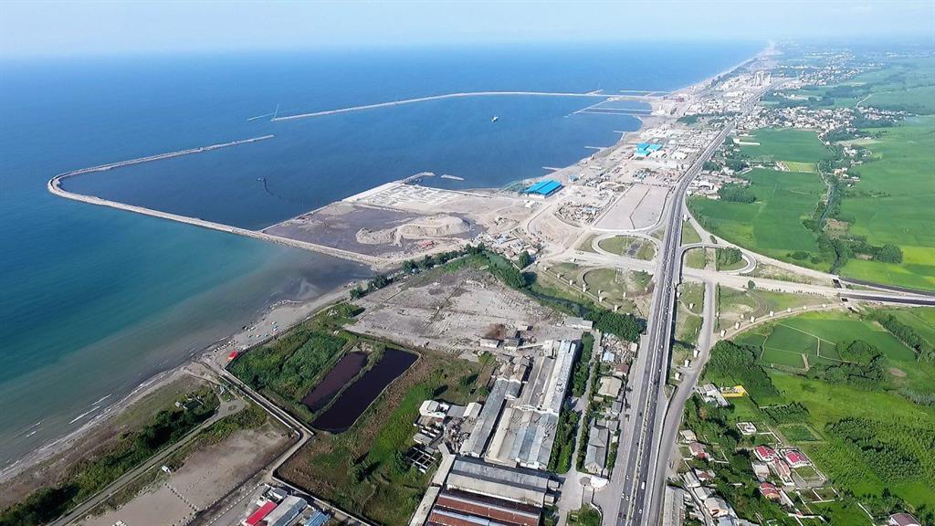 Amount of investments made in Iran's Free Trade and Special Economic Zones announced