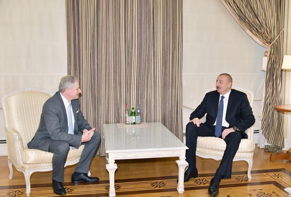President Aliyev receives IAF executive director (PHOTO)