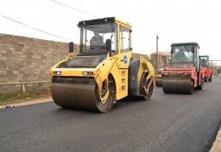 В жилом массиве в Баку реконструируется дорога (ФОТО/ВИДЕО)
