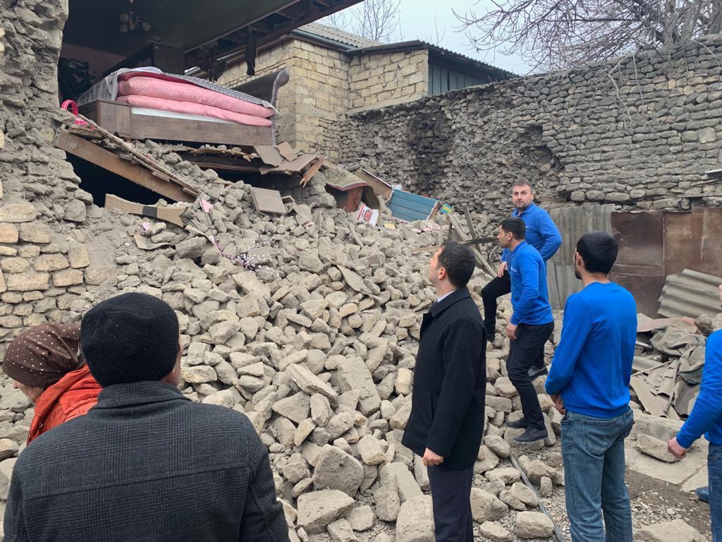 Azerbaijani public association reps meet residents of earthquake-affected regions (PHOTO)
