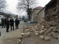 Кямаледдин Гейдаров ознакомился с последствиями землетрясения в Шамахе (ФОТО)