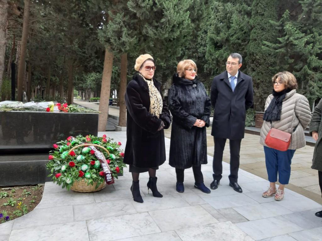 В Баку почтили память Гара Гараева (ФОТО) - Gallery Image