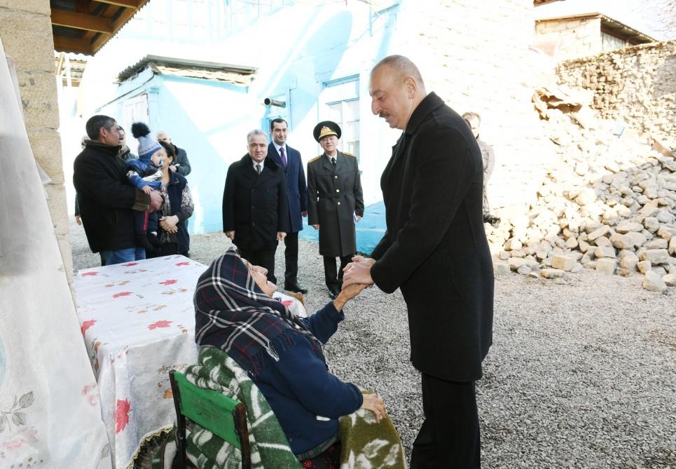 Президент Ильхам Алиев побывал в Шамахе, где произошло землетрясение (ФОТО) (версия 2) - Gallery Image