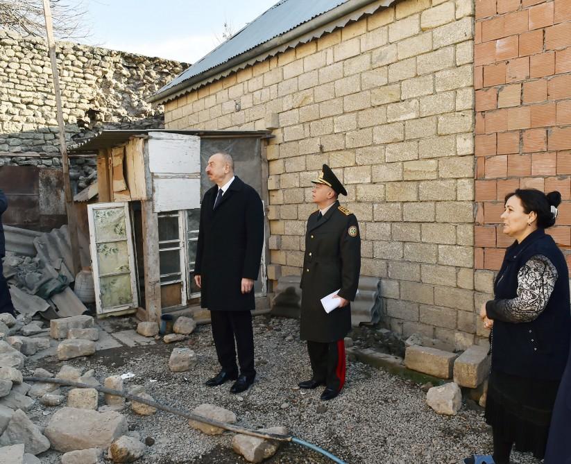 Prezident İlham Əliyev zəlzələnin baş verdiyi Şamaxıda olub (FOTO) (YENİLƏNİB)