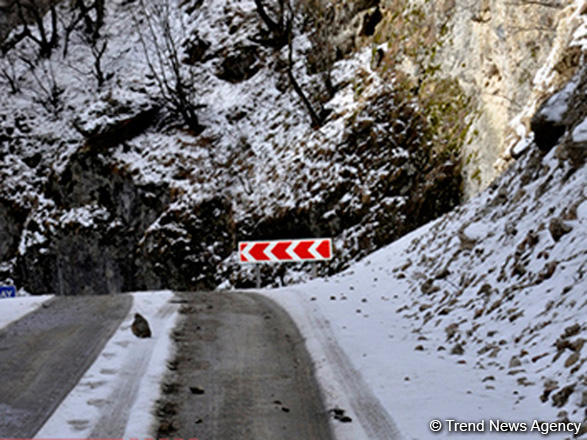 В высокогорье северо-западных районов Азербайджана выпал снег