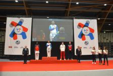 Karateçilərimiz Avropa çempionatını 4 qızıl və 1 bürünc medalla başa vurub (FOTO)