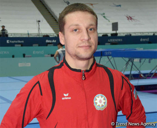 На Кубок мира по прыжкам на батуте и тамблингу в Баку приедут сильнейшие гимнасты - азербайджанский батутист