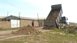 Gürgən qəsəbəsi və “Qoşa Qışlaq” yaşayış massivinin yolları yenidən qurulur (FOTO/VİDEO)