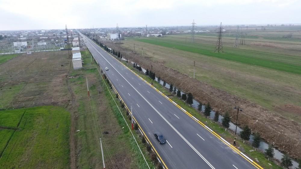 Президент Ильхам Алиев принял участие в открытии автодороги в Бейлаганском районе (ФОТО)