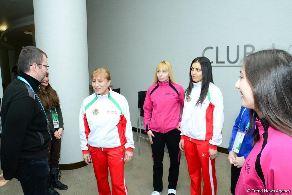 Консул посольства Болгарии в Азербайджане встретился с гимнастами в рамках Кубка мира по прыжкам на батуте и тамблингу (ФОТО)