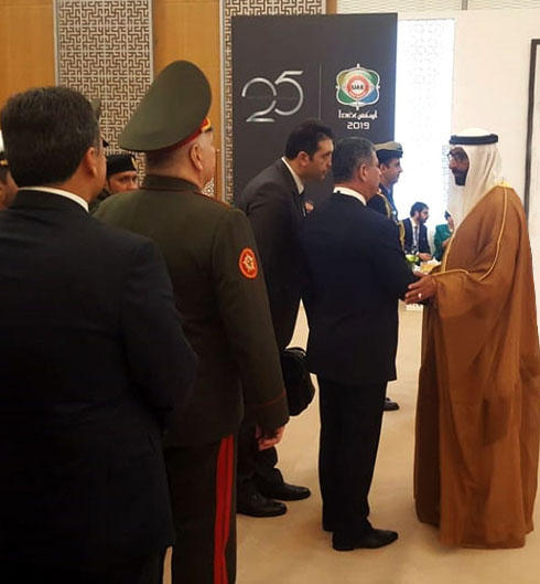 Министр обороны Азербайджана встретился с Государственным министром ОАЭ по вопросам обороны (ФОТО)