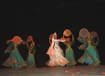 В Баку прошел фестиваль "Мозаика языковых культур" (ФОТО) - Gallery Thumbnail