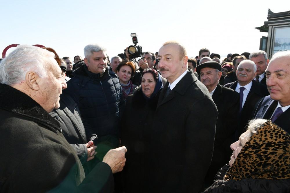 Президент Ильхам Алиев: Все семьи вынужденных переселенцев, проживающие в Сумгайыте, постепенно будут переселены в новые дома