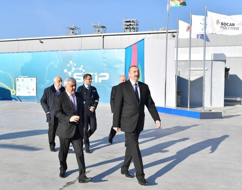 Президент Ильхам Алиев принял участие в открытии завода “SOCAR Polymer” по производству полиэтилена высокой плотности в Сумгайыте (ФОТО)