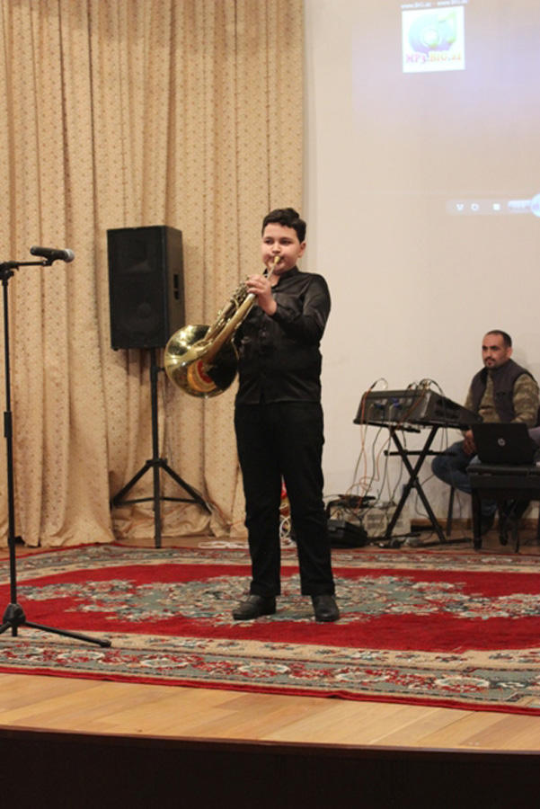 Юные музыканты выступили с концертом "Ana Vətən" (ФОТО)