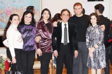 Автор 11 бестселлеров раскрыл в Баку секреты успеха (ФОТО)