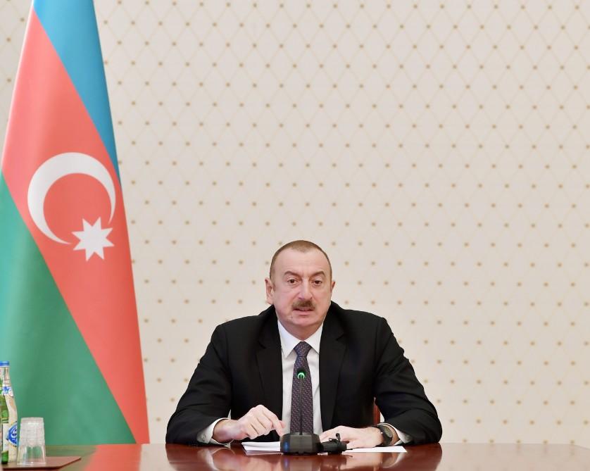 President Ilham Aliyev chairs meeting on economic & social issues (PHOTO)