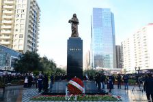 История создания памятника "Крик Матери", посвященного Ходжалинскому геноциду  (ФОТО)