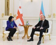 Состоялась встреча один на один президентов Азербайджана и Грузии (ФОТО)