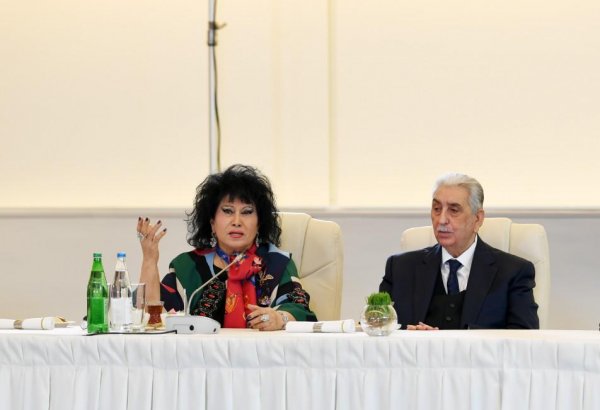 Зейнаб Ханларова: Нужно быть слепым, чтобы не видеть  развитие, красоту Азербайджана