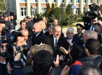 Президент Ильхам Алиев на месте ознакомился с работой по ликвидации последствий землетрясения в Агсу (ФОТО)