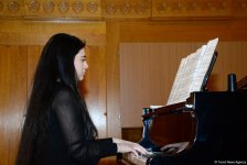 В Баку состоялся великолепный концерт, посвященный празднику 8 Марта (ФОТО)