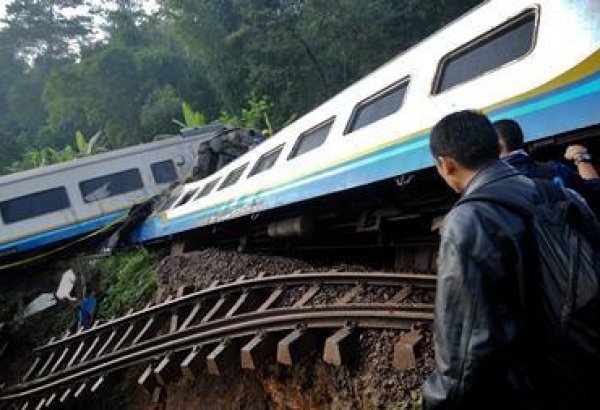 At least 9 wounded as train derails in West Java, Indonesia